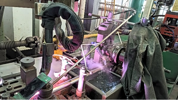 液冷中心管道所需要的不銹鋼管，應該如何選擇