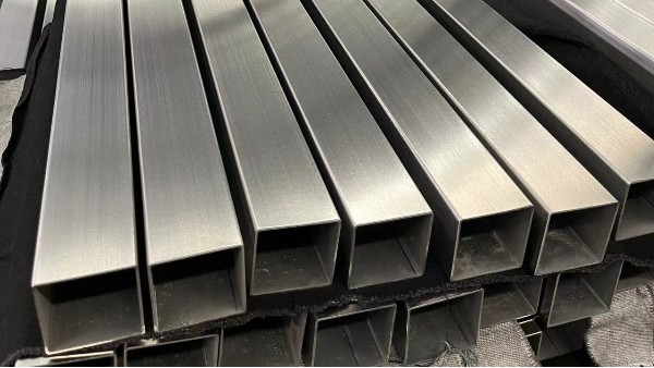 7大要點揭秘！不銹鋼焊管液冷數據中心必看